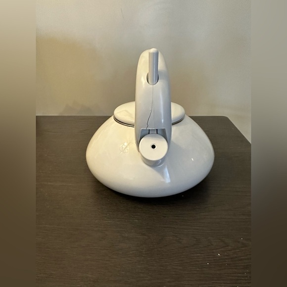 SOLD- Vintage Kamenstein Swan Kettle Whistling Tea Pot White Enamel Stove Top - Picture 4 of 10
